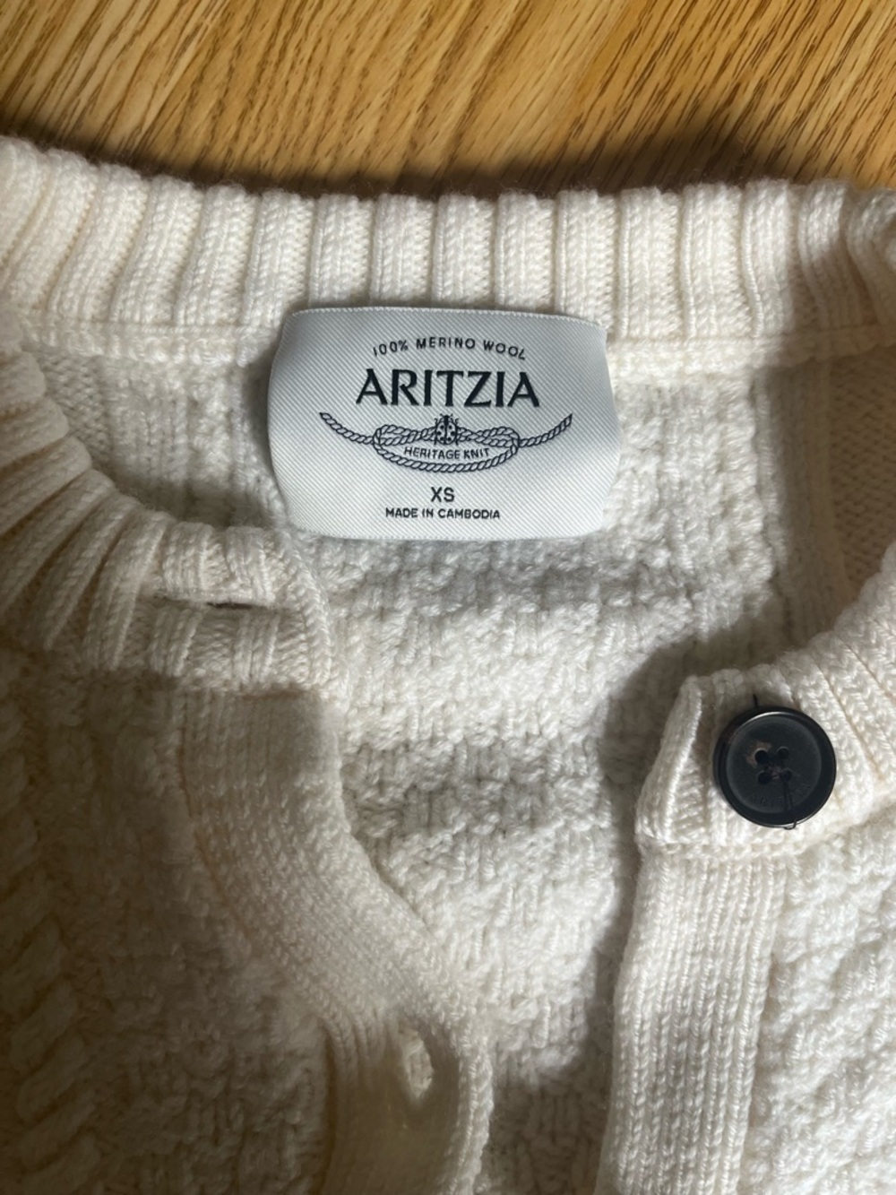 Final price ✨Aritzia merino wool cardigan - Picture 6 of 6
